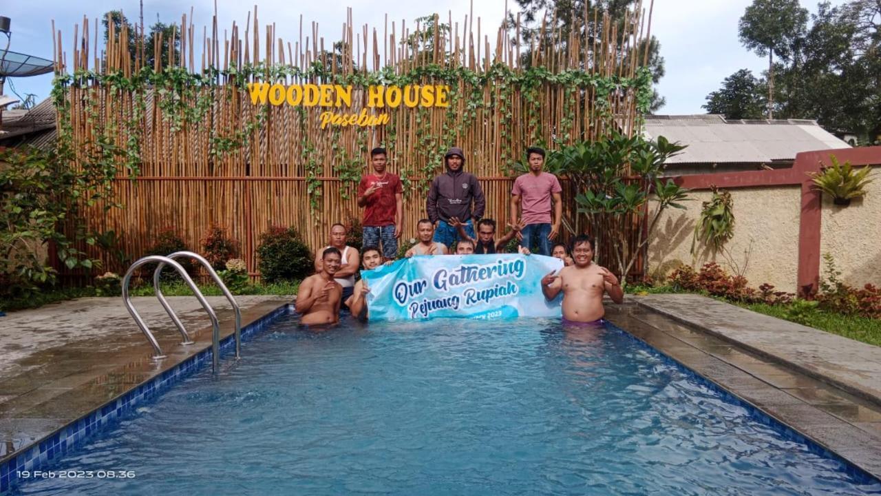 Villa Wooden House Paseban Bogor Exterior foto