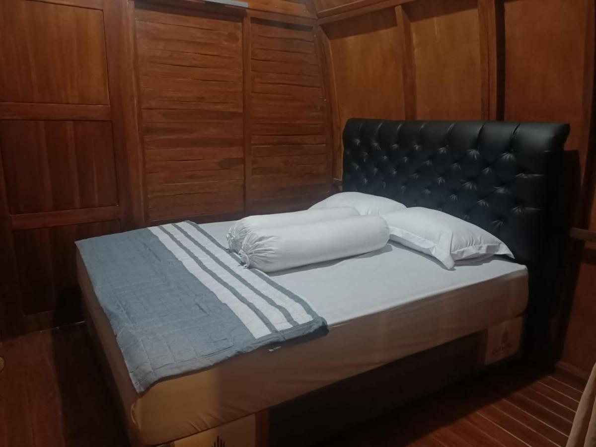 Villa Wooden House Paseban Bogor Exterior foto