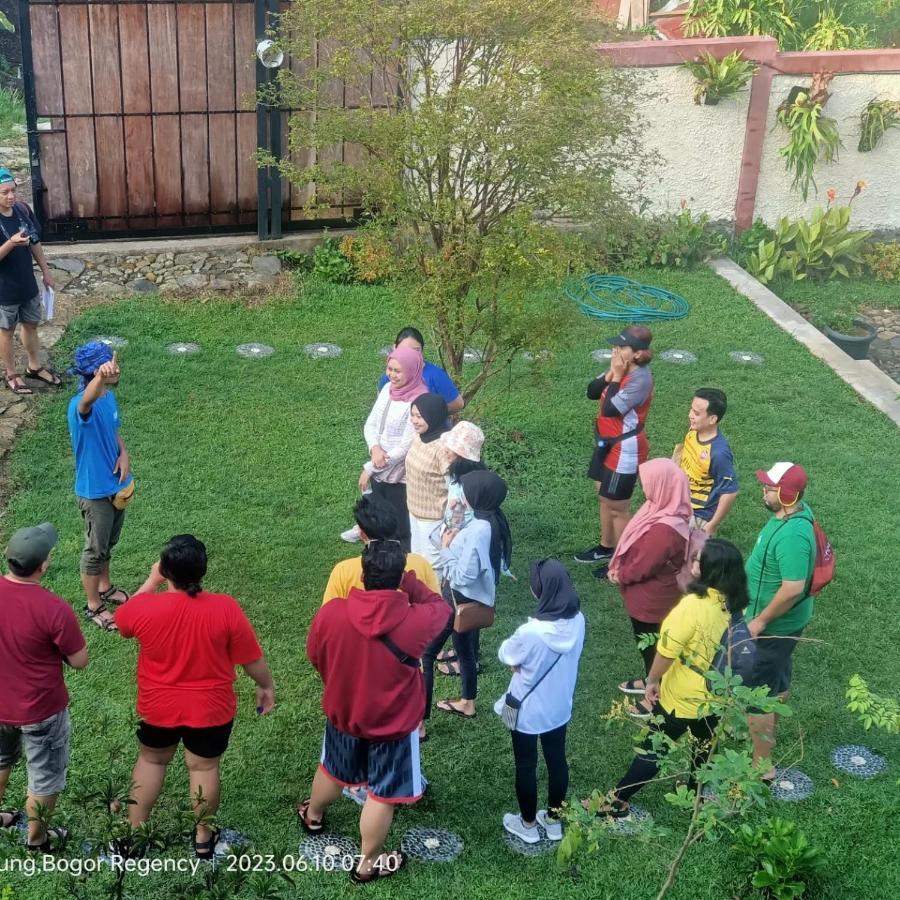 Villa Wooden House Paseban Bogor Exterior foto