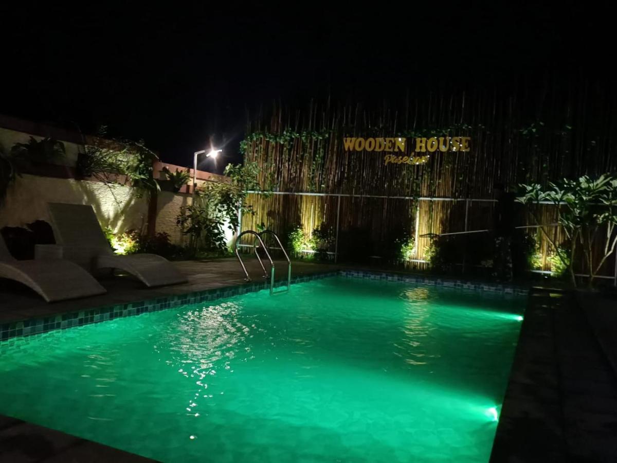 Villa Wooden House Paseban Bogor Exterior foto